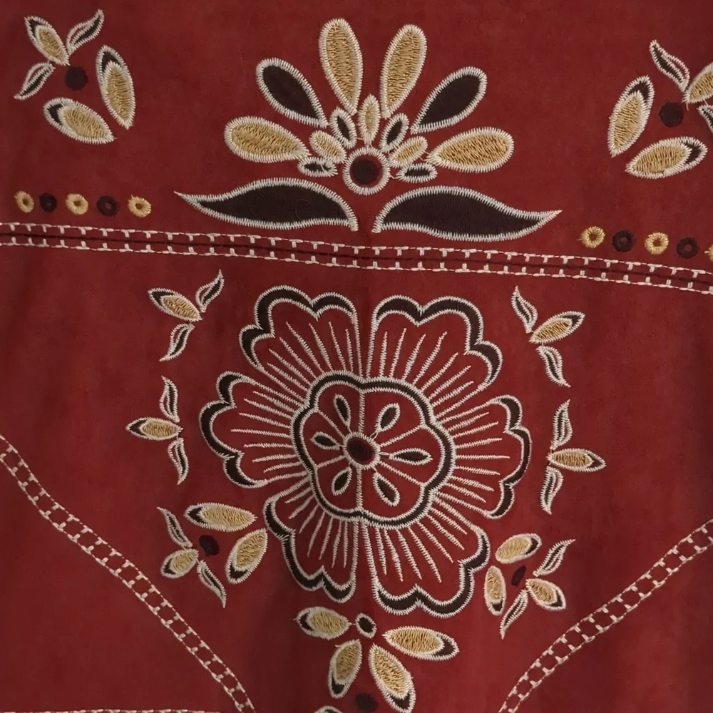 Miami (francesca's), burnt orange skirt embroidered, size Medium - Picture 2 of 4